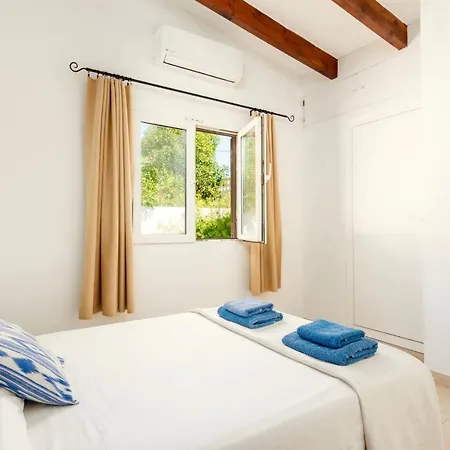 Valeria With Private Pool By Dadovillas Villa *